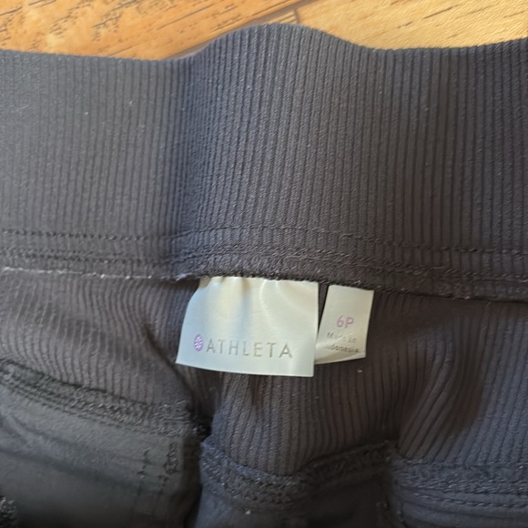 Athleta Trekkie Pant Black size 6P - Picture 3 of 4